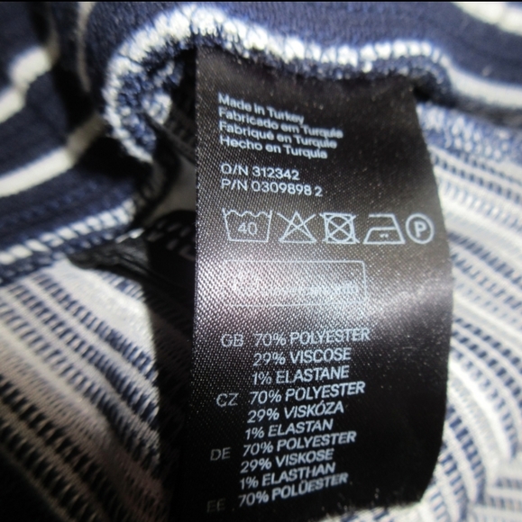 H&M Circle Skater Skirt Striped - Picture 6 of 6